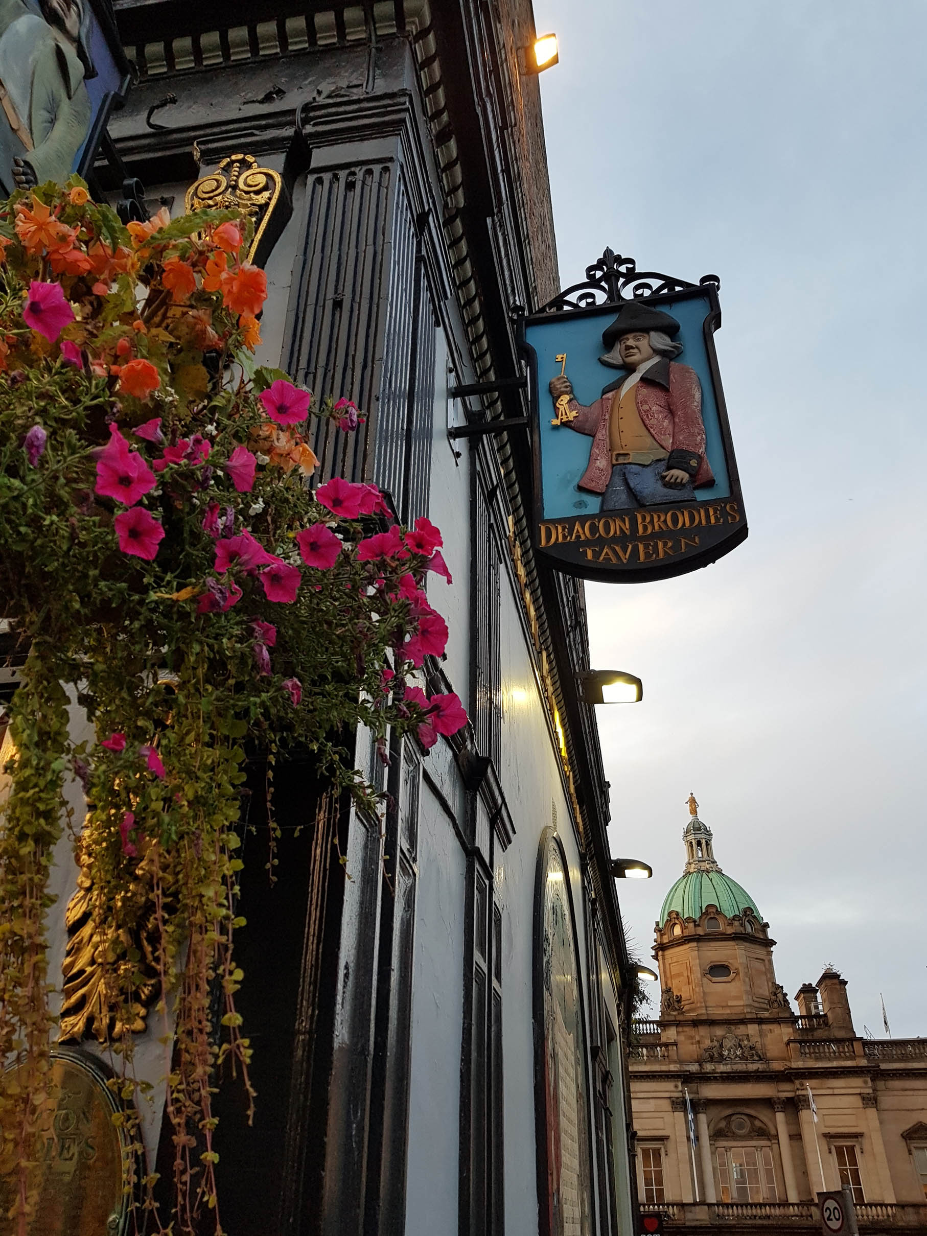 Mercat Tours Blog 5 Edinburgh Historic Pubs You Need To Visit